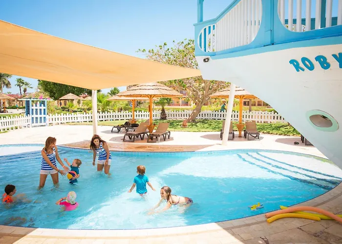 Robinson Soma Bay Resort 4*