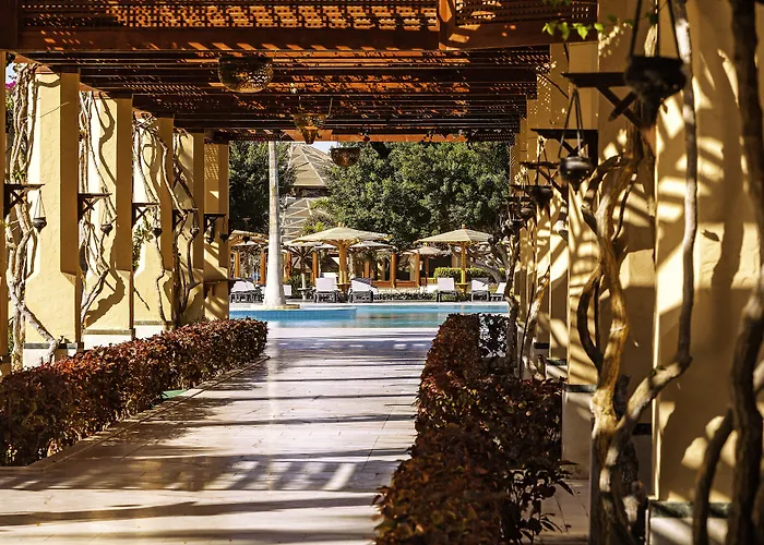 Resort Robinson Soma Bay 4*
