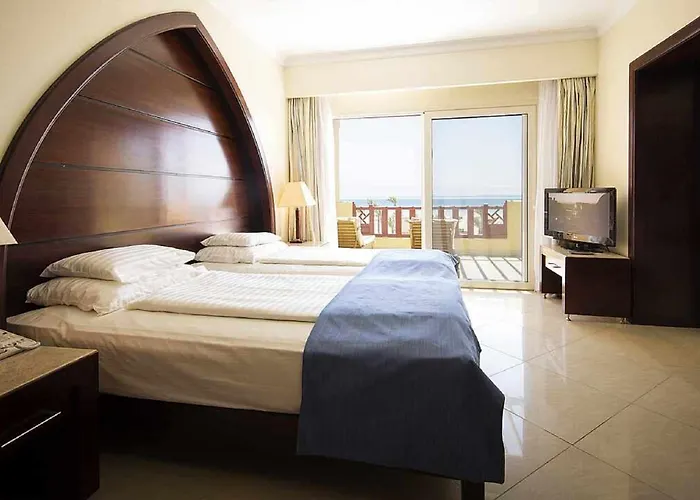 Resort Robinson Soma Bay 4*